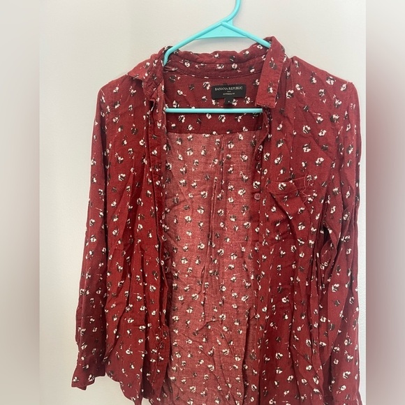 Banana Republic boyfriend fit button up - Picture 2 of 4